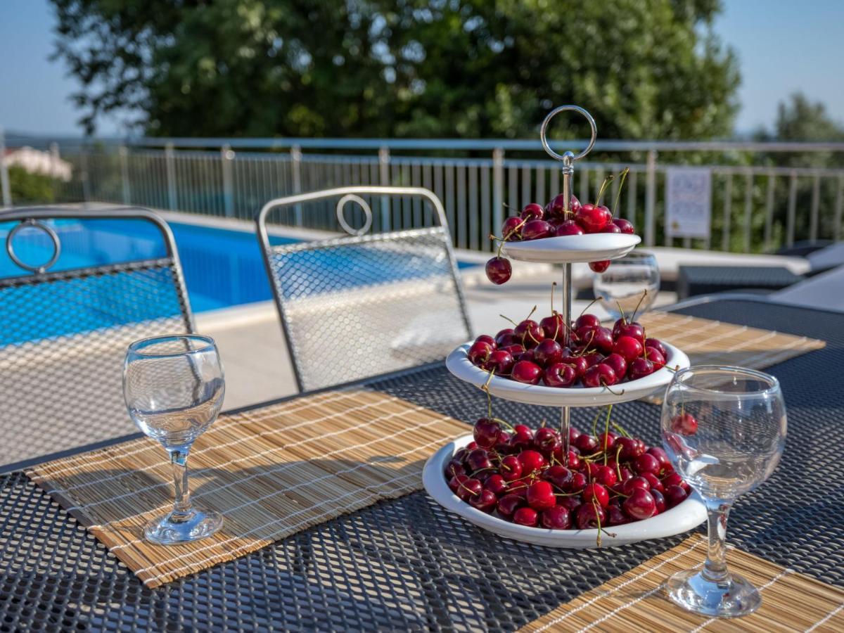 Holiday Home Legovic By Interhome Каштелир Екстер'єр фото